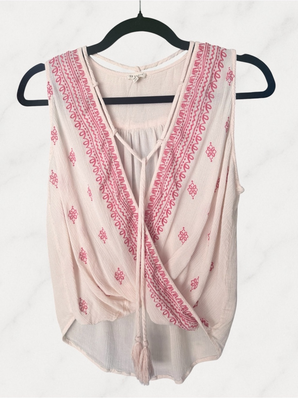 En Crème Pink Ivory Embroidered Surplus Sleeveless Wrap Top Medium